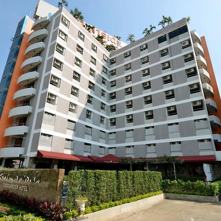Grand Tara Garden Thai Hotel Bangkok Exterior foto