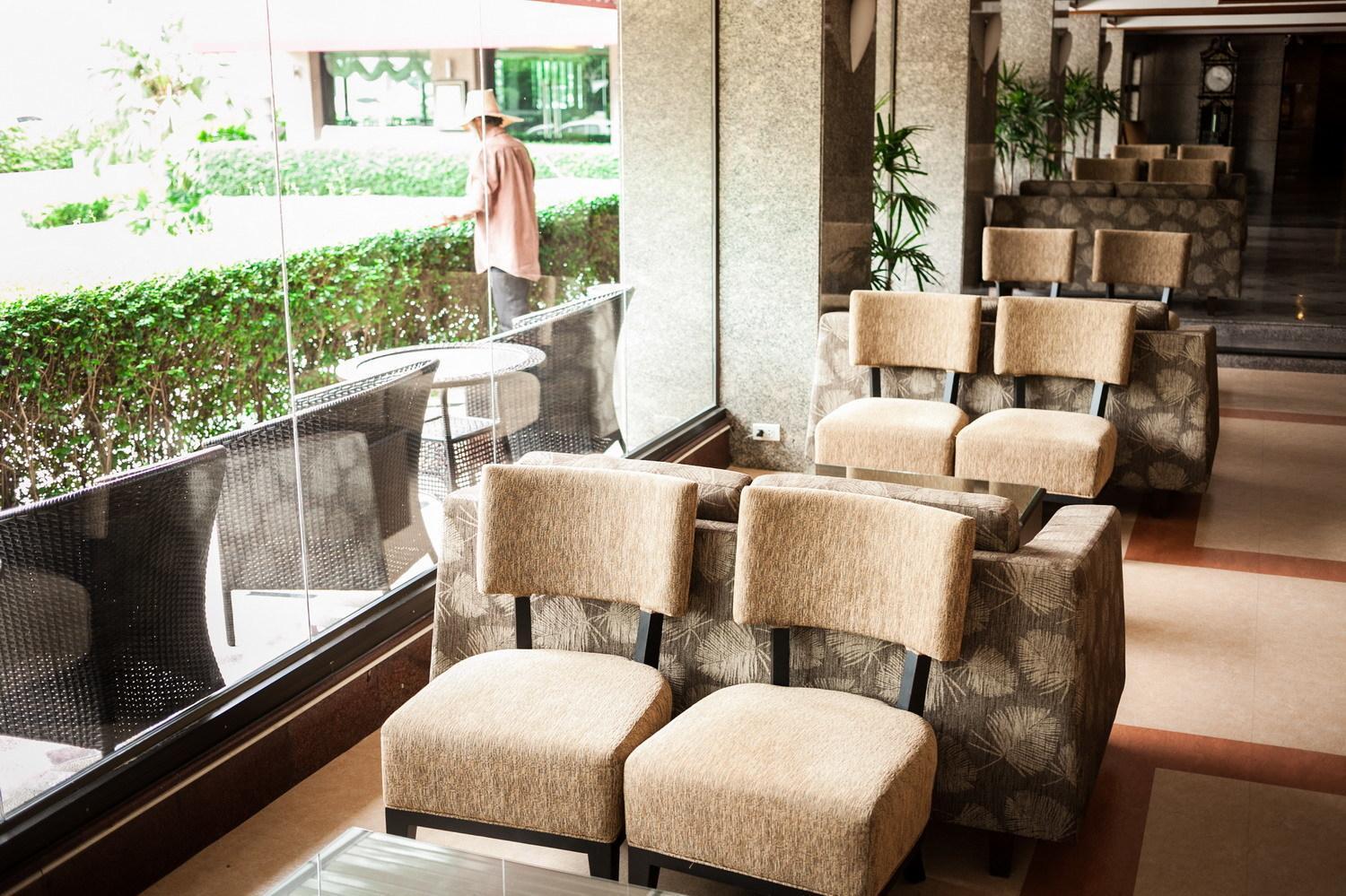 Grand Tara Garden Thai Hotel Bangkok Exterior foto