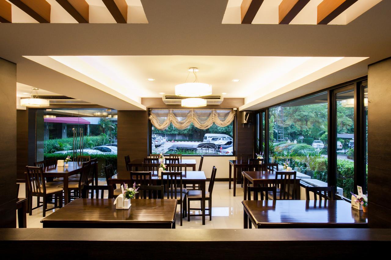 Grand Tara Garden Thai Hotel Bangkok Exterior foto