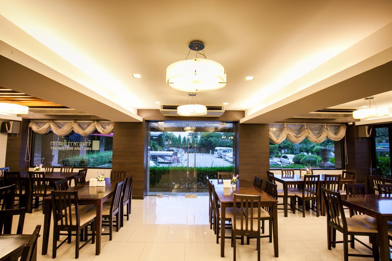 Grand Tara Garden Thai Hotel Bangkok Exterior foto
