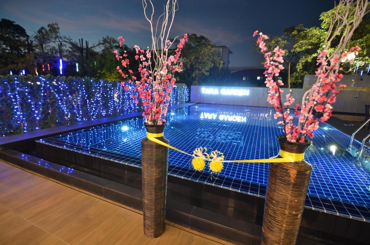 Grand Tara Garden Thai Hotel Bangkok Exterior foto