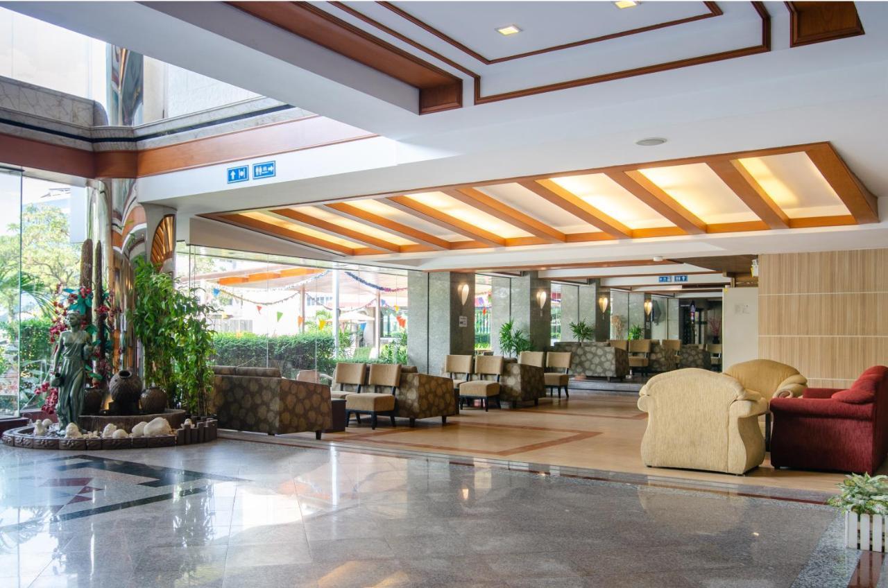 Grand Tara Garden Thai Hotel Bangkok Exterior foto